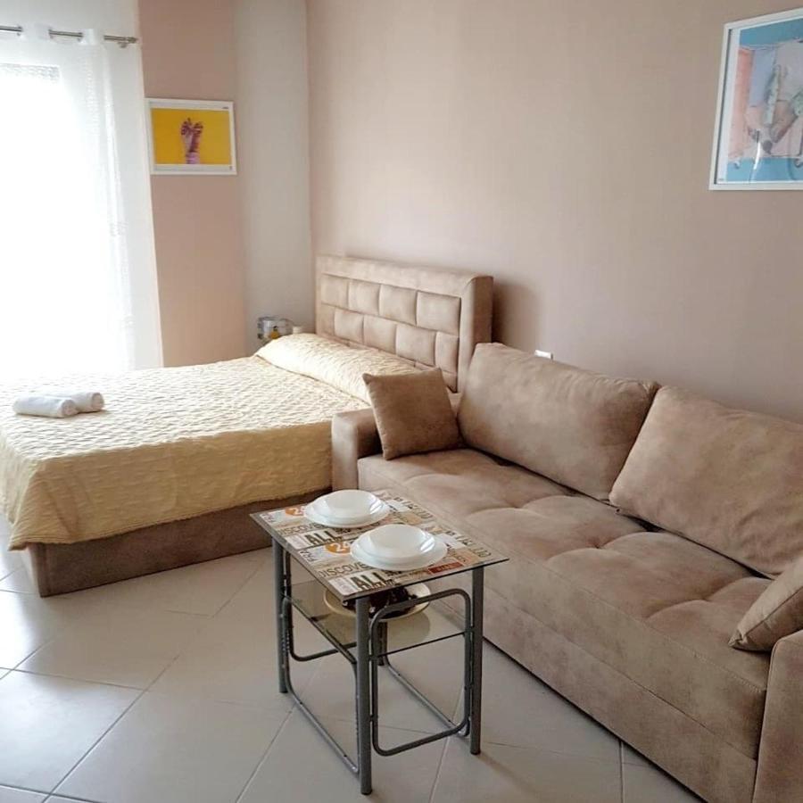 Apartamenti Velvet Shëngjin Eksteriør bilde